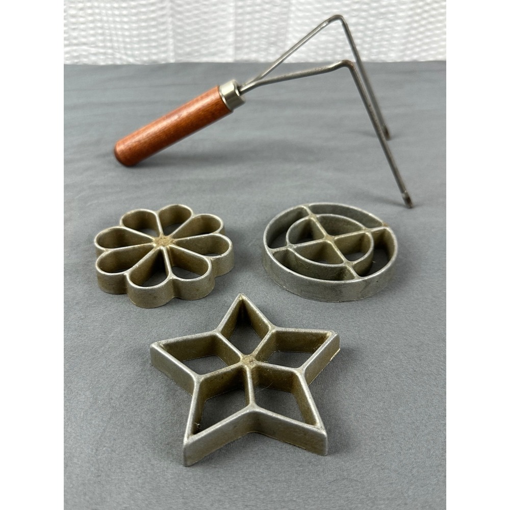 Vintage  Nordic Ware Double Rosette and Timbale Iron w/  3Molds